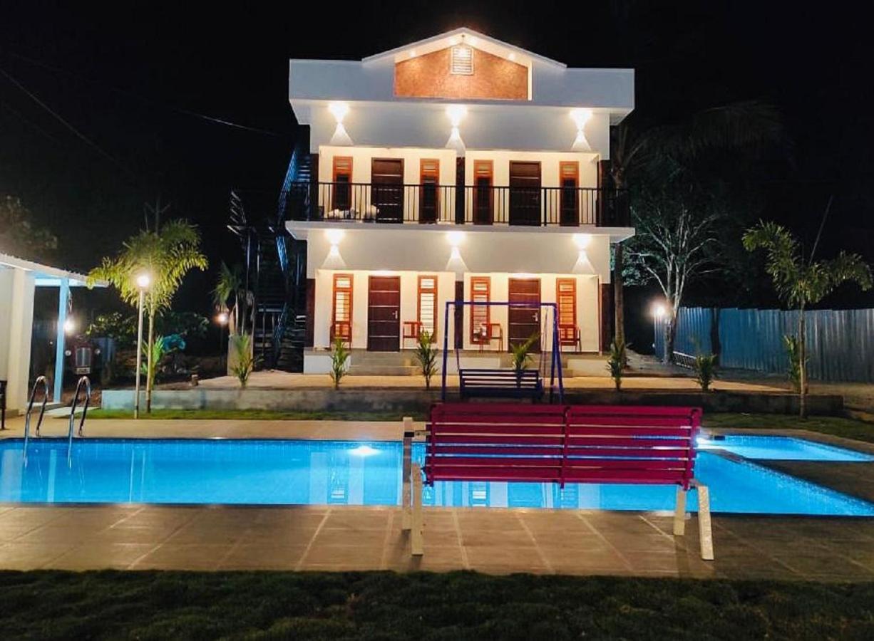 The Lavender Resort Waynad Vaduvanchal Exterior foto